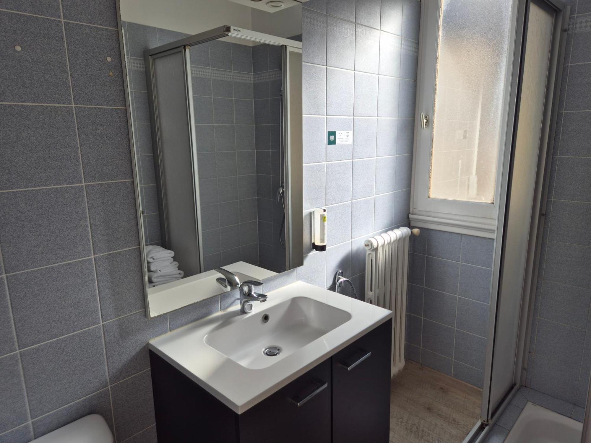 Logis Hotel Restaurant L'Oustal Naves  エクステリア 写真