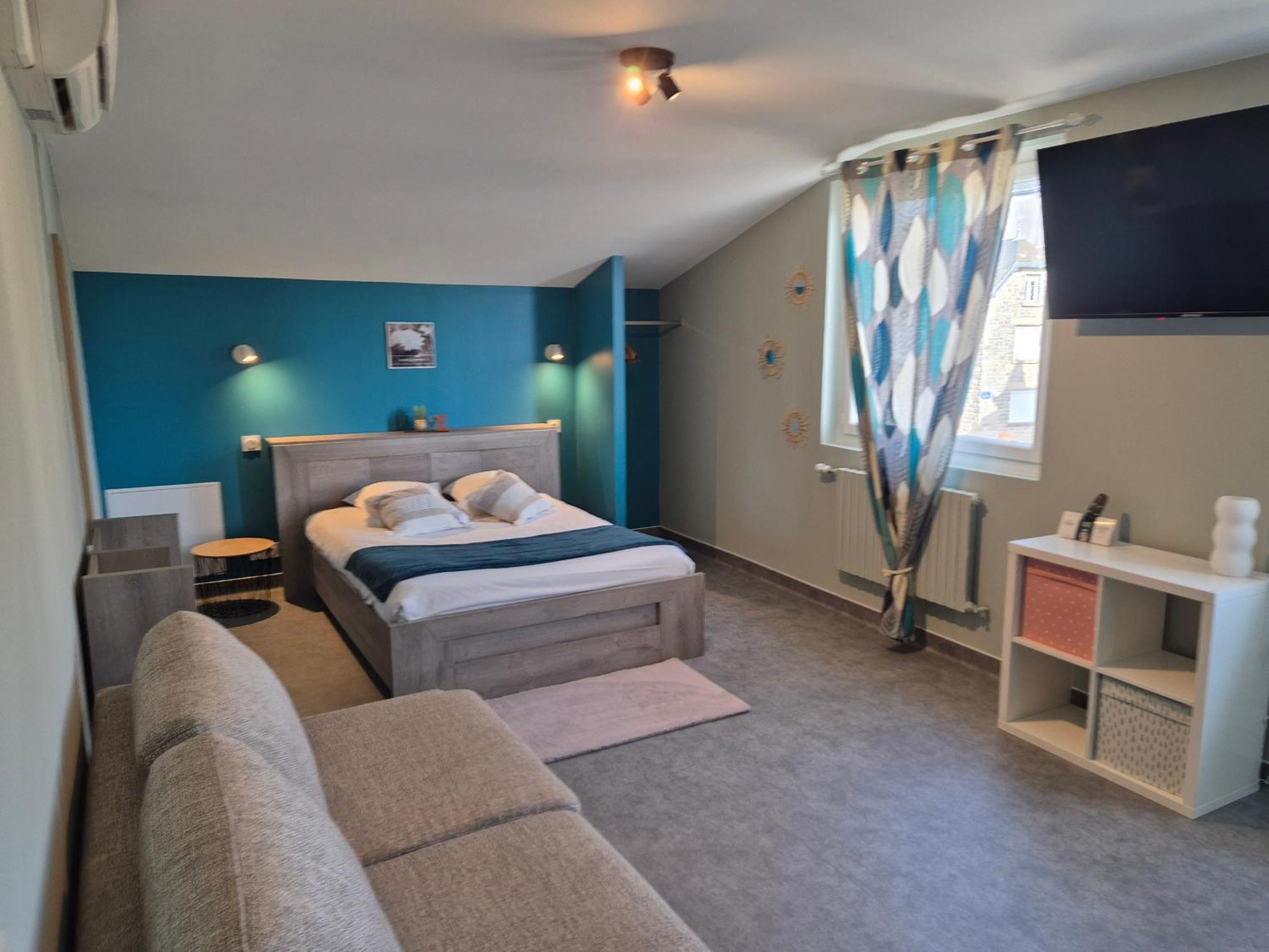 Logis Hotel Restaurant L'Oustal Naves  エクステリア 写真