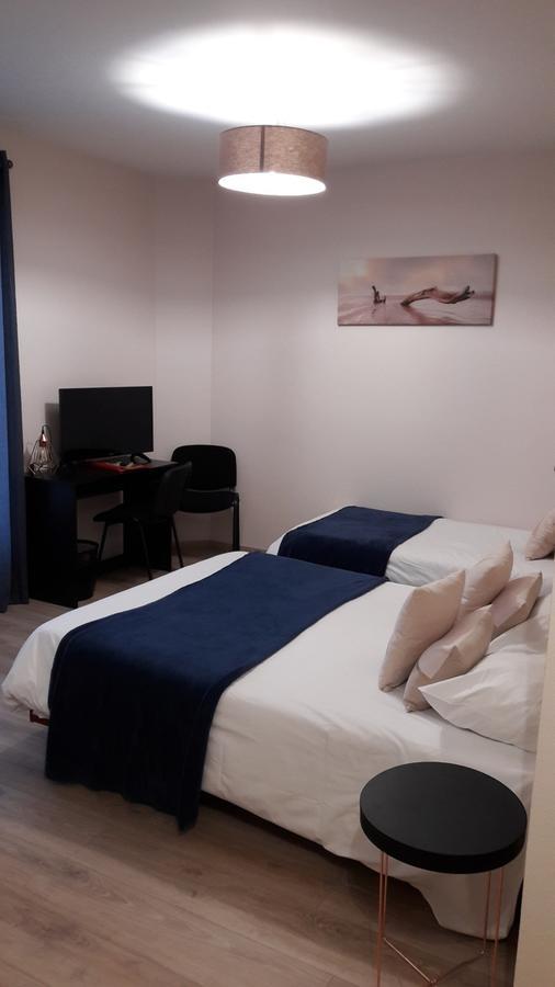 Logis Hotel Restaurant L'Oustal Naves  エクステリア 写真
